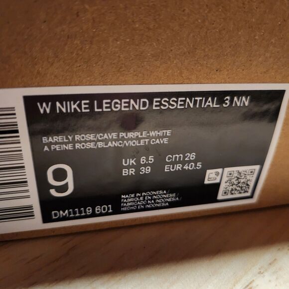 Nike Legend Essential 3 NN – Women’s 9, Barely Rose, Unworn - Picture 6 of 7